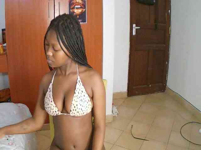 AmaniG webcam