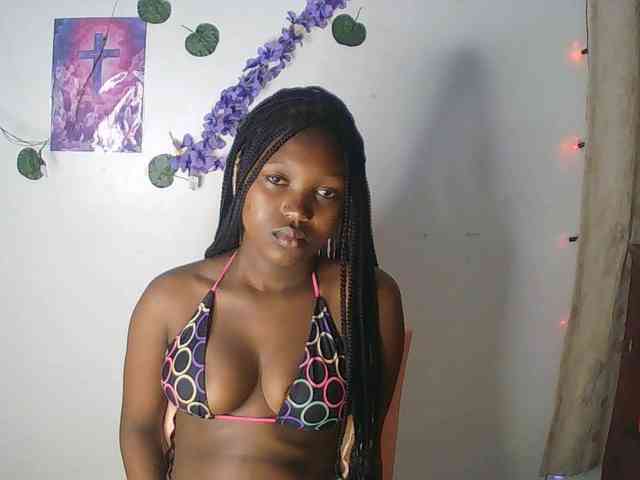 AmaniG webcam