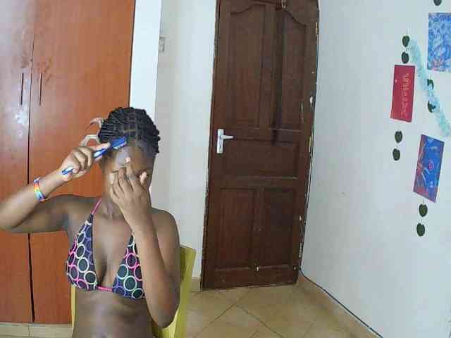 AmaniG webcam