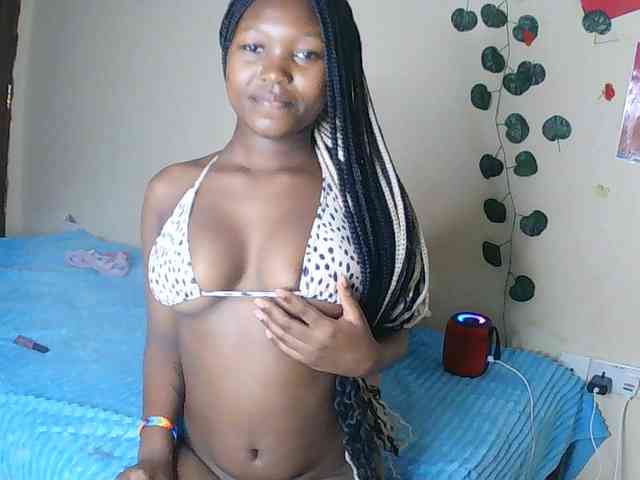 AmaniG webcam