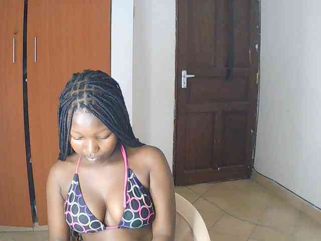 AmaniG webcam