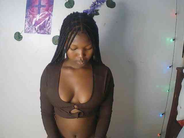 AmaniG webcam