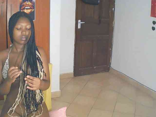 AmaniG webcam