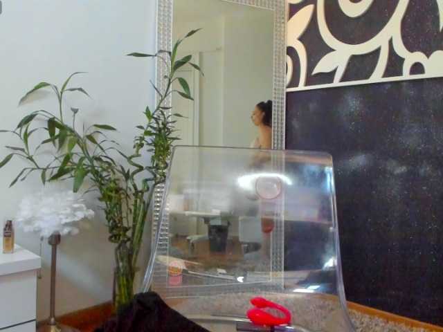 XRenataBlu live webcam show
