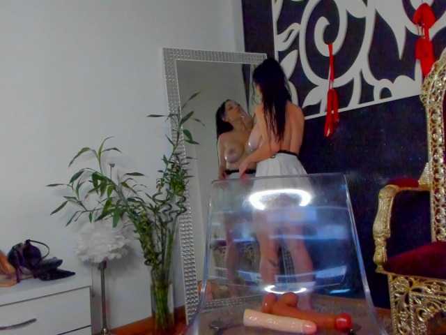 xrenatablu live sex show
