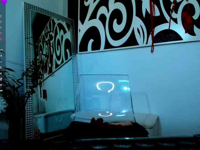 XRenataBlu webcam