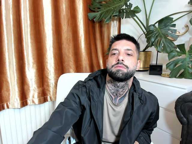 TommyDum — live male cam