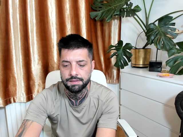 TommyDum — live male cam