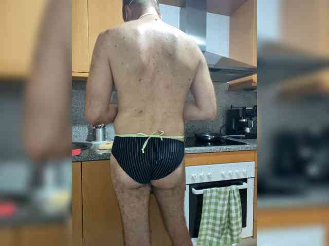 AfanasyiKuzmich Sex Cam Show
