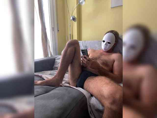 AfanasyiKuzmich Sex Cam Show