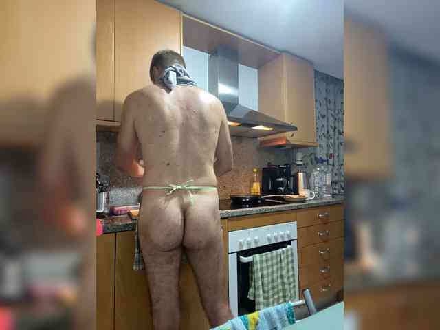 AfanasyiKuzmich Sex Cam Show