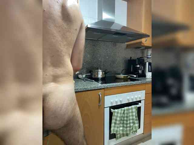 AfanasyiKuzmich Sex Cam Show