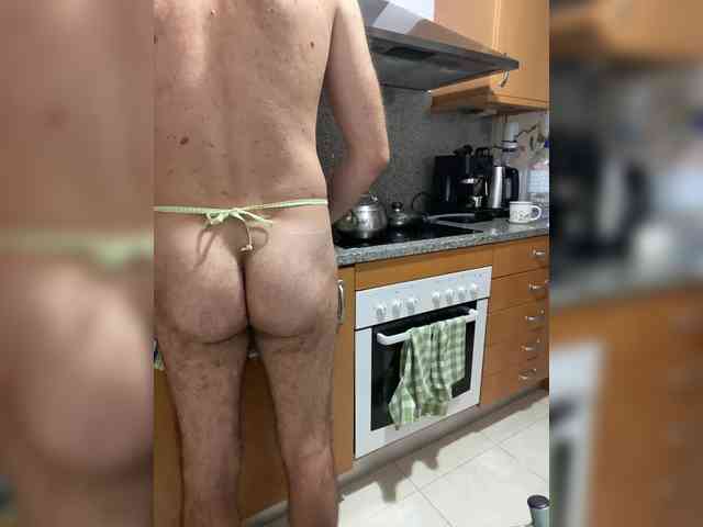 AfanasyiKuzmich Sex Cam Show