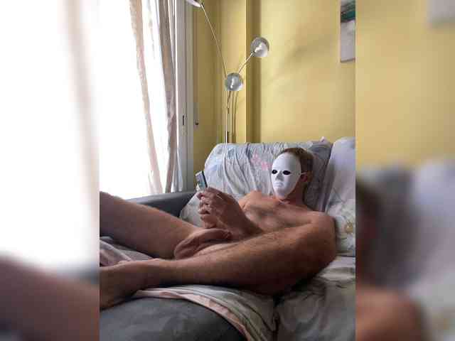 AfanasyiKuzmich Sex Cam Show