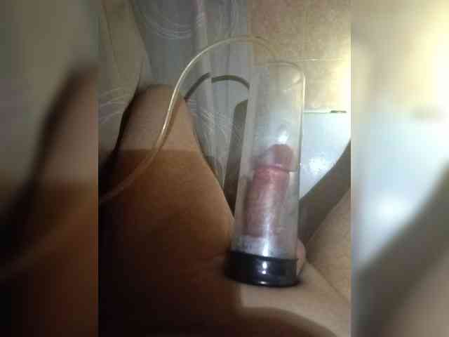Liubomir-2 Live Webcam on BongaCams