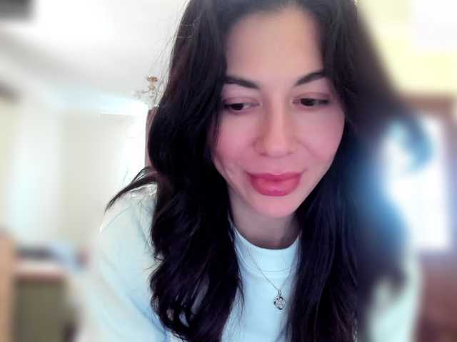 PlayfulAlice — live female cam
