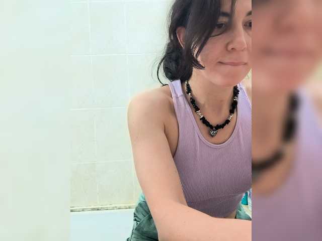PlayfulAlice live cam on BongaCams