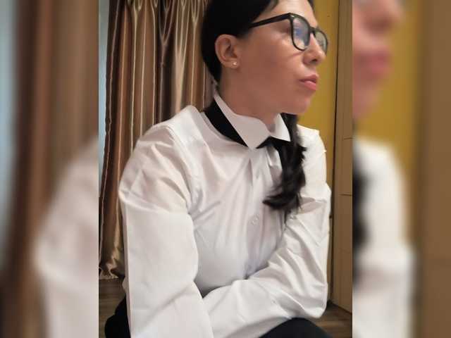 PlayfulAlice live cam on BongaCams