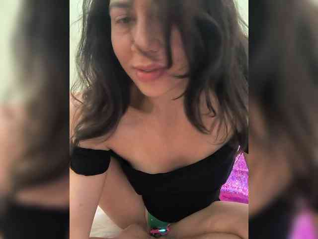 PlayfulAlice webcam