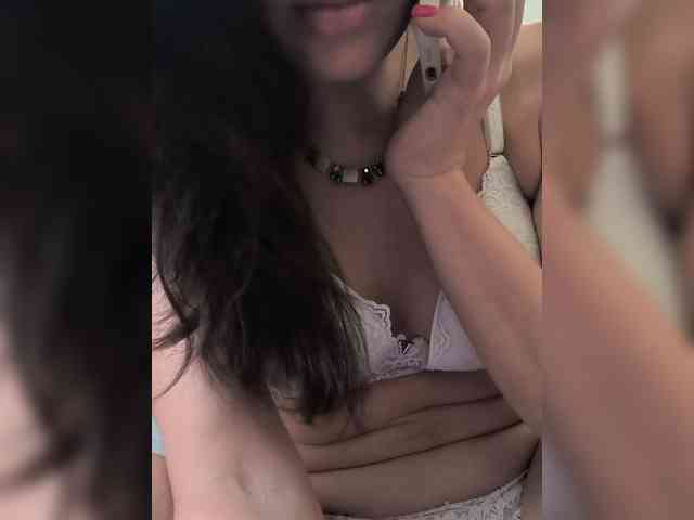 PlayfulAlice webcam