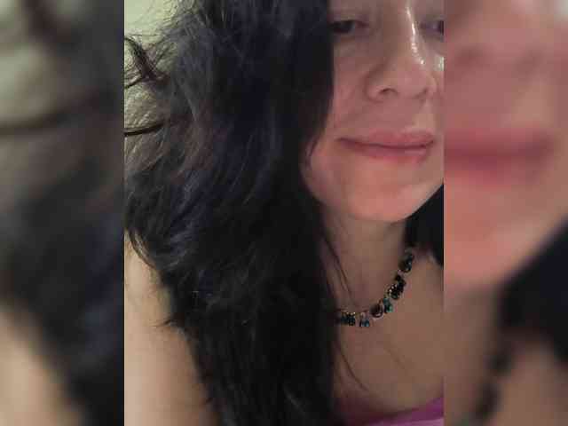 PlayfulAlice webcam