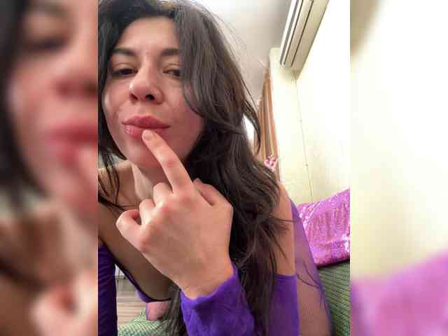 PlayfulAlice webcam