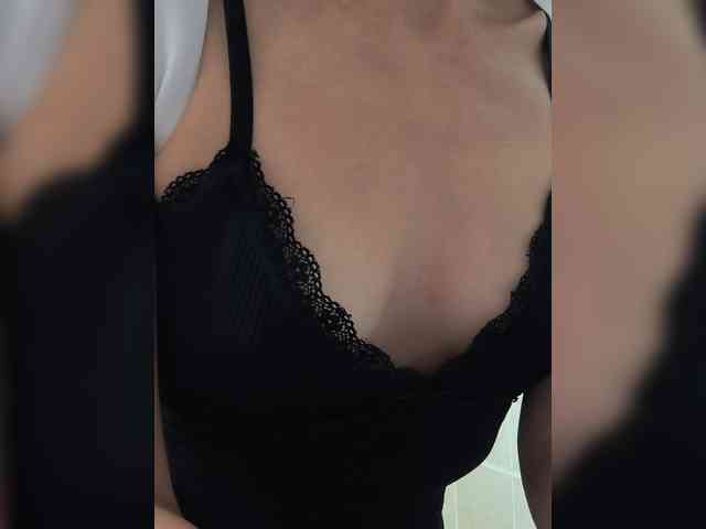 PlayfulAlice webcam