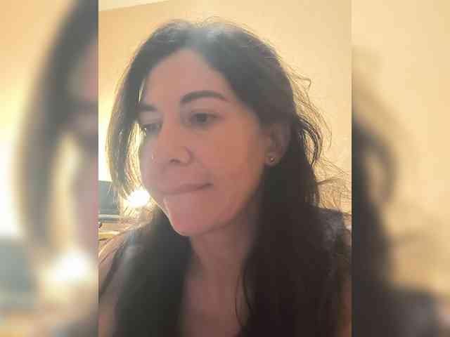 PlayfulAlice webcam