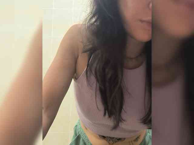 PlayfulAlice webcam