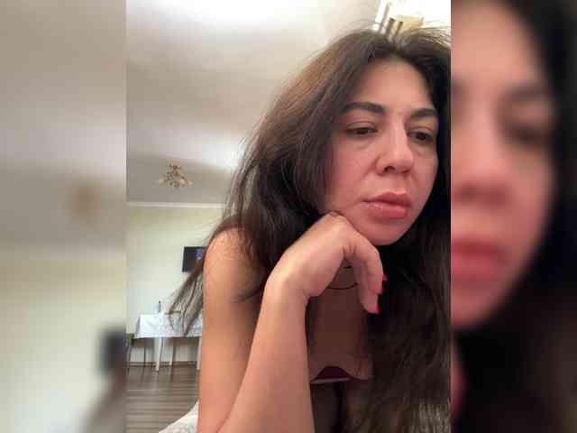 PlayfulAlice webcam