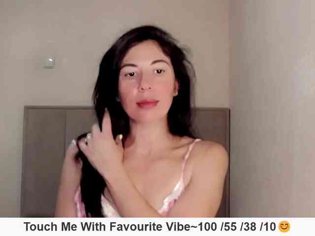 PlayfulAlice Sex Cam Show