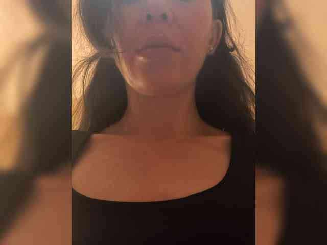 PlayfulAlice webcam