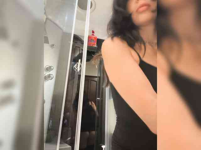 PlayfulAlice webcam
