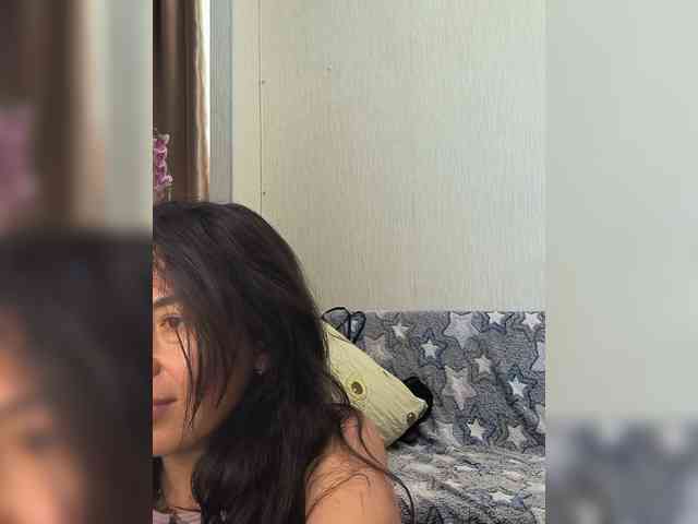 PlayfulAlice webcam