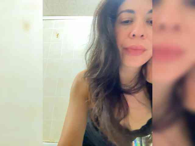 PlayfulAlice webcam
