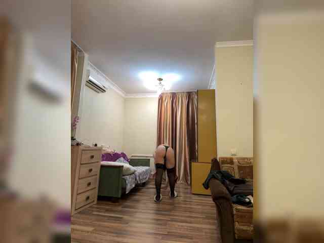 PlayfulAlice webcam