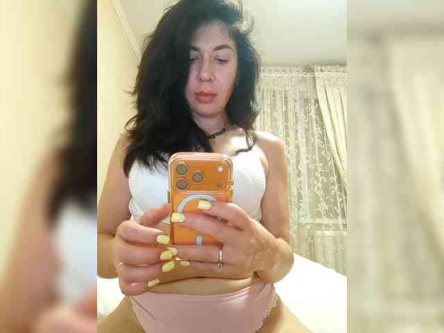 PlayfulAlice webcam
