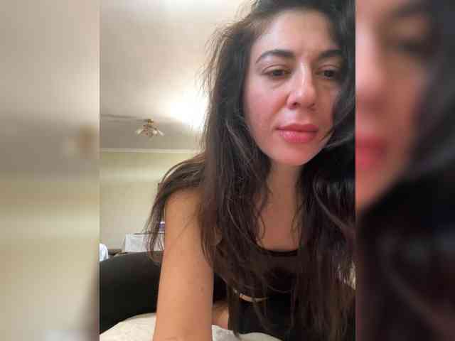 PlayfulAlice webcam