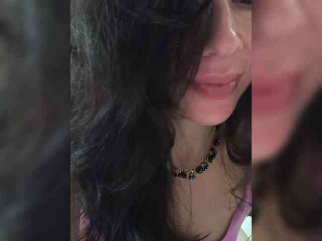 PlayfulAlice webcam