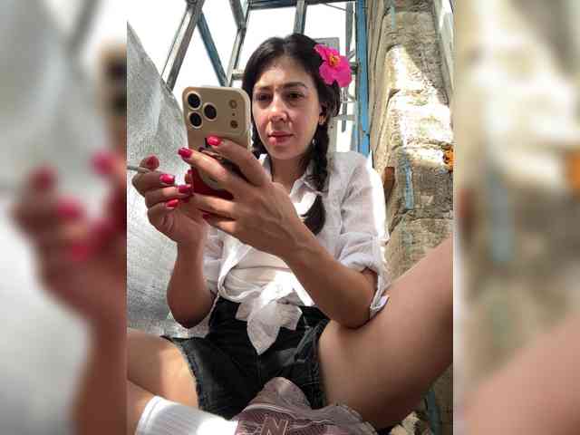 PlayfulAlice webcam
