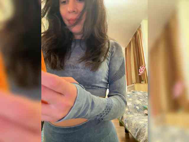 PlayfulAlice webcam