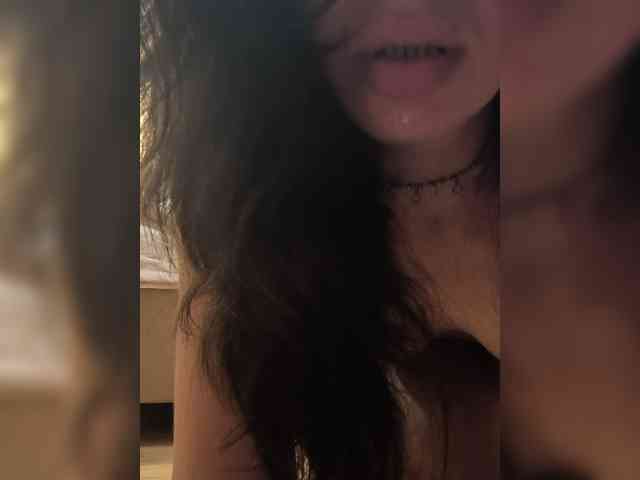 PlayfulAlice webcam