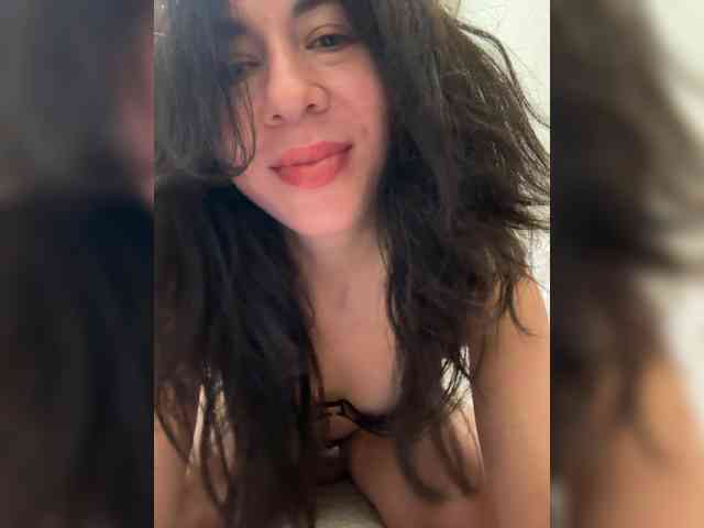 PlayfulAlice webcam