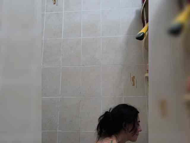 PlayfulAlice webcam