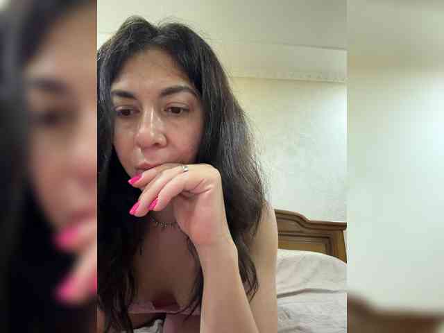 PlayfulAlice webcam