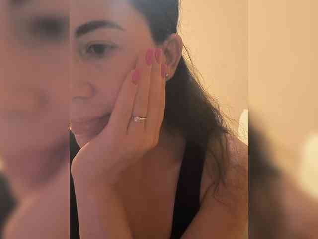 PlayfulAlice webcam