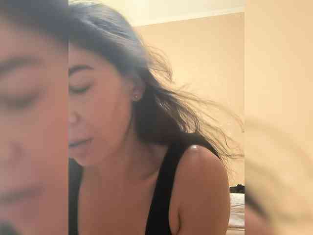 PlayfulAlice webcam