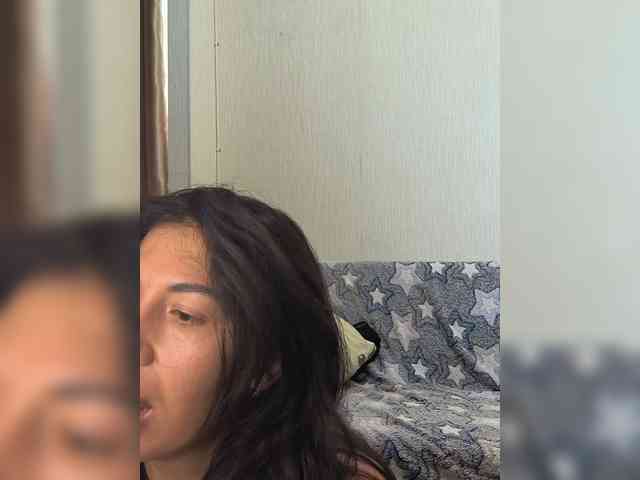 PlayfulAlice webcam