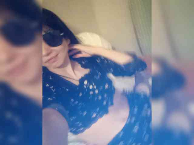 Holaaa71 webcam