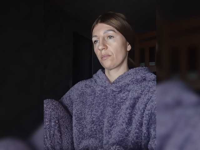 Hotprincess2035 live cam on BongaCams